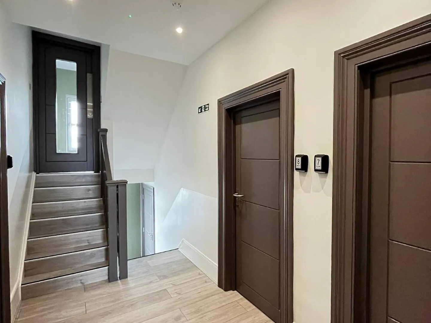 Apt 07 Beachside Beauty Central Studio Steps From Cafes Okręg wyborczy Hove Apartament